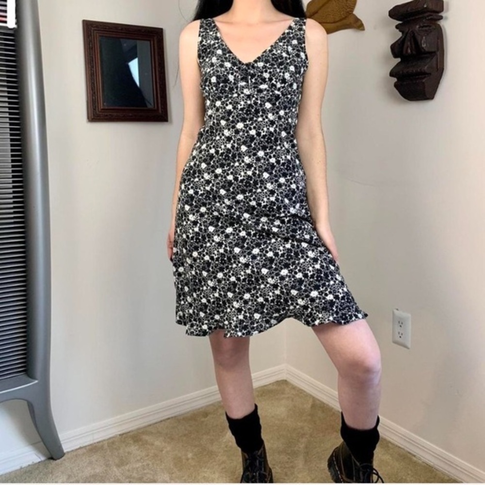 Vintage 90s Express Black White Floral Dress